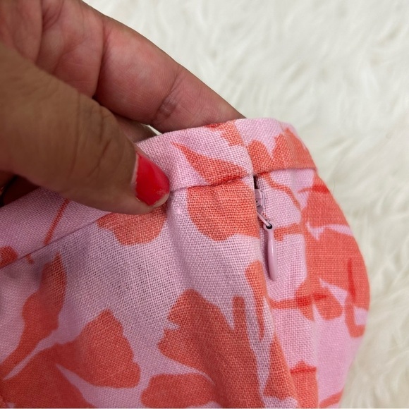 Ann Taylor LOFT cropped linen floral pants in pink size: 4 - Picture 11 of 12